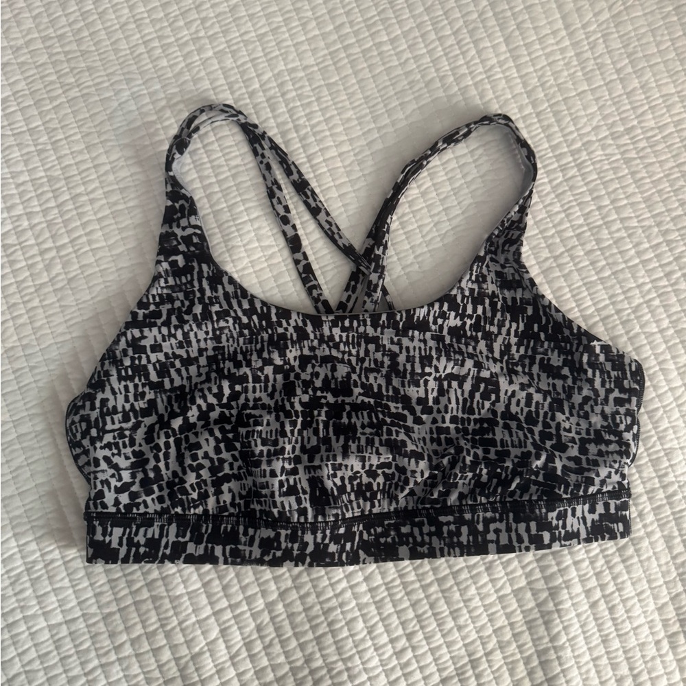 Lululemon Black and White Energy Bra